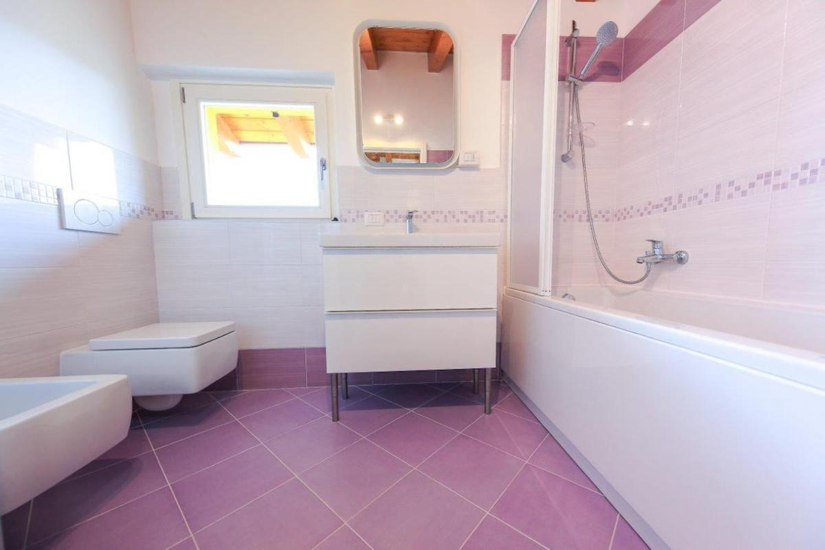 ורבאניה Penthouse Federico With Lake View - Residenza Silvana מראה חיצוני תמונה