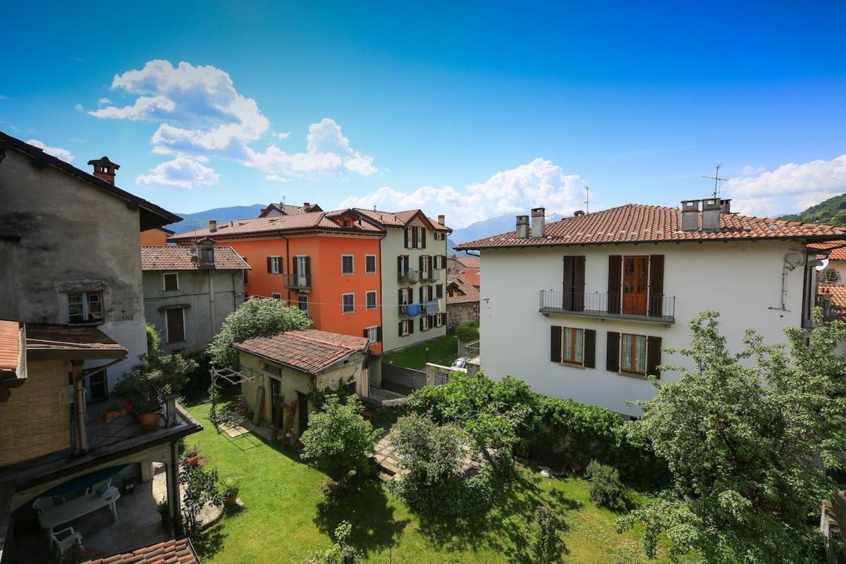 ורבאניה Penthouse Federico With Lake View - Residenza Silvana מראה חיצוני תמונה