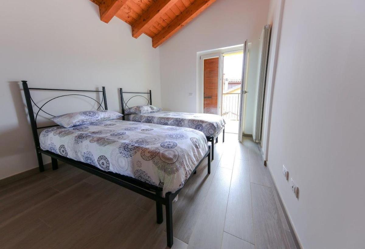 ורבאניה Penthouse Federico With Lake View - Residenza Silvana מראה חיצוני תמונה