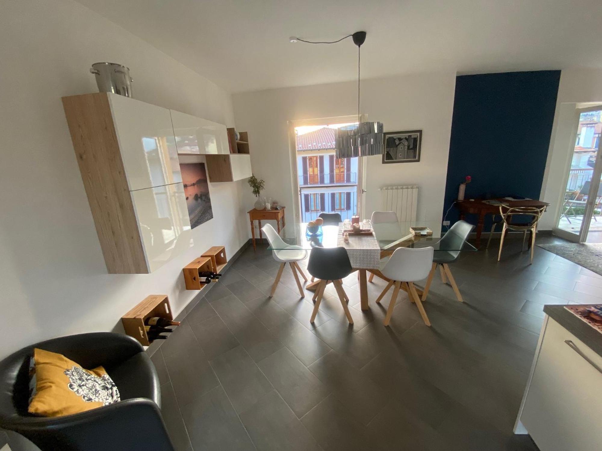 ורבאניה Penthouse Federico With Lake View - Residenza Silvana מראה חיצוני תמונה