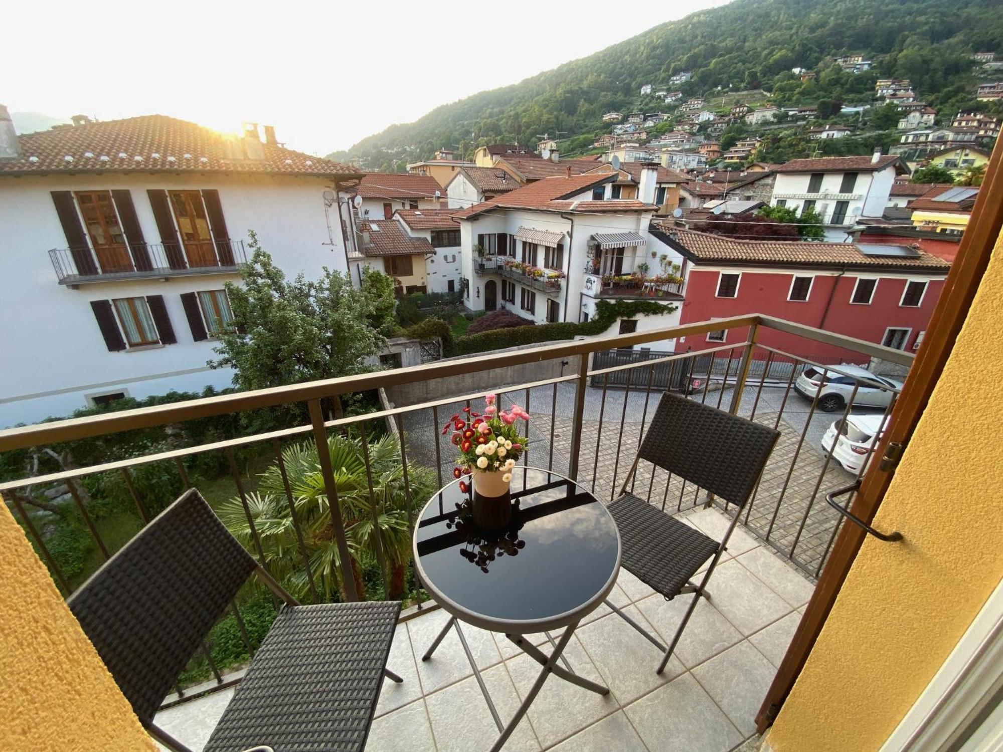 ורבאניה Penthouse Federico With Lake View - Residenza Silvana מראה חיצוני תמונה